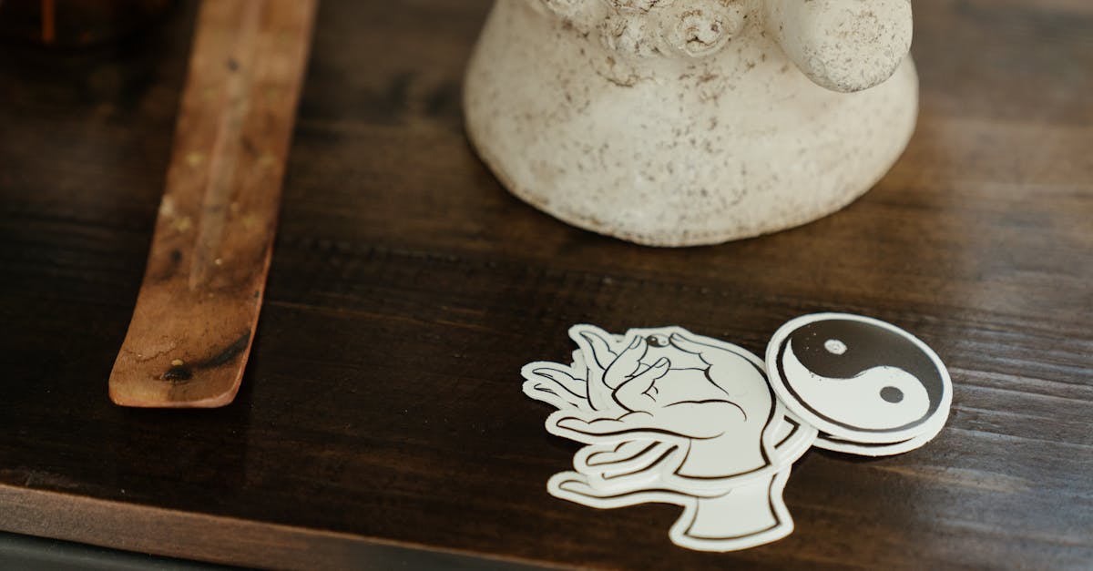 découvrez l'art du lining tattoo, une technique essentielle dans le monde du tatouage, mettant en avant des lignes précises et épurées. apprenez comment choisir le style qui vous correspond et trouvez l'inspiration pour votre prochain tatouage.