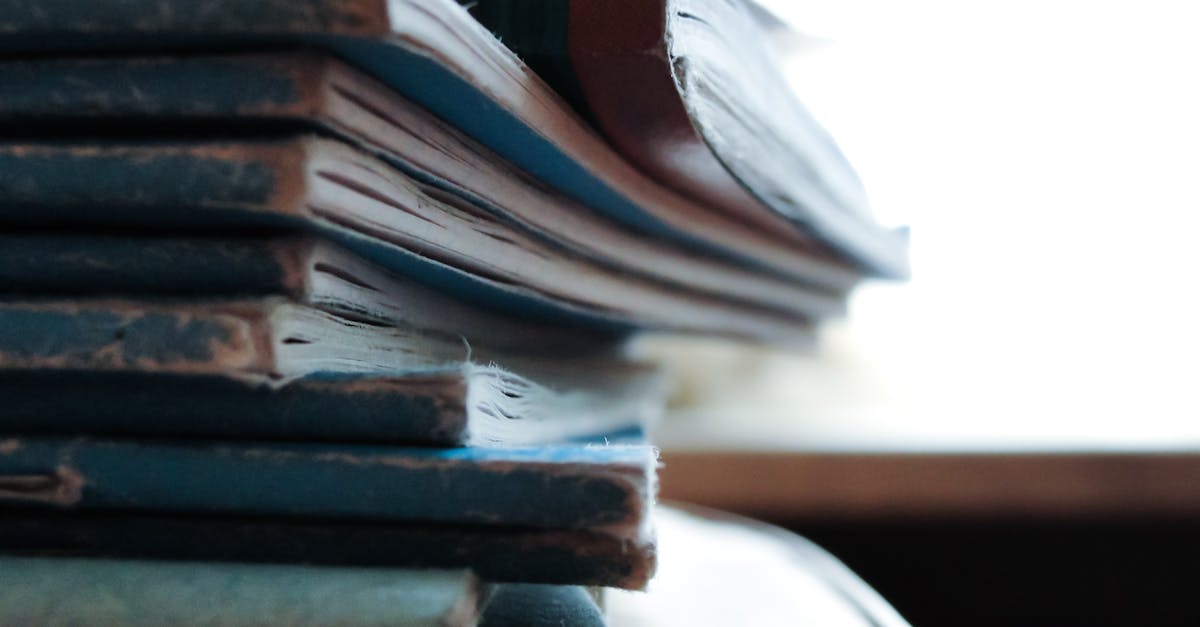 découvrez l'univers fascinant des old school tattoos, où tradition et créativité se rencontrent. plongez dans l'histoire des motifs emblématiques, des couleurs vives et des styles intemporels qui continuent d'inspirer les passionnés de tatouages.