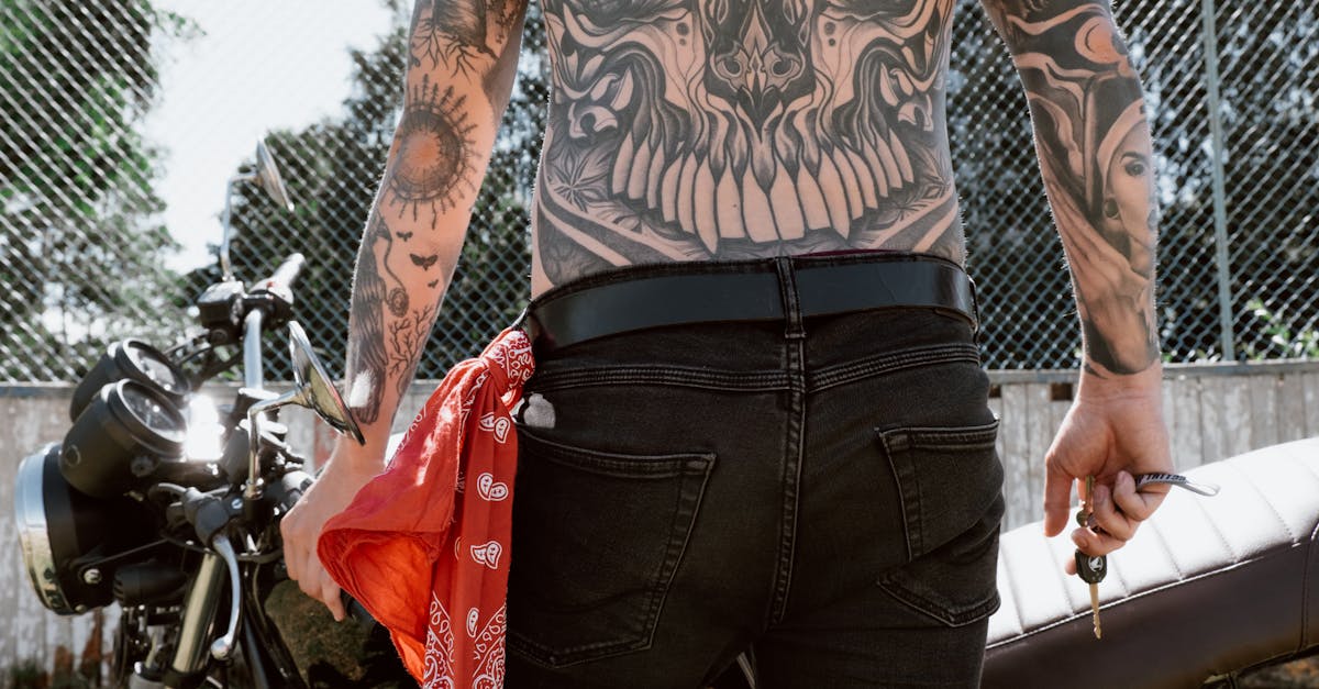 découvrez l'univers fascinant des tatouages avec nos conseils, tendances et inspirations pour faire de votre peau une œuvre d'art unique. que vous soyez novice ou passionné, explorez les styles et techniques pour un tatouage qui vous ressemble.