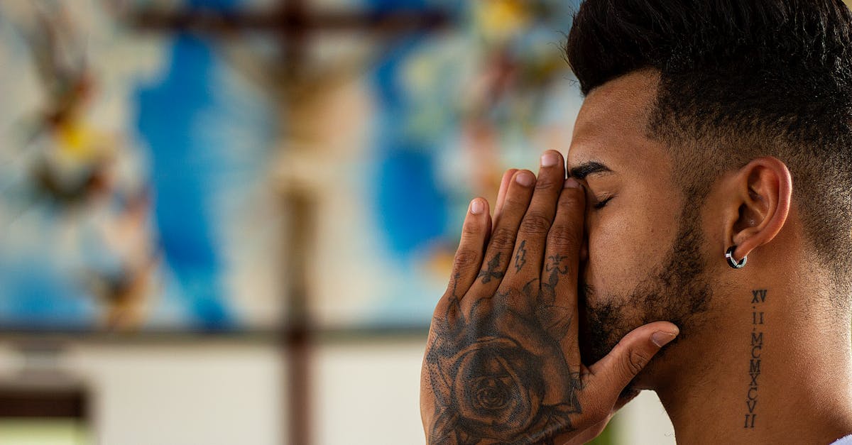 découvrez l'art du tattoo : des designs uniques, des styles variés et des conseils pour choisir le motif parfait. plongez dans le monde fascinant de l'encre et de la créativité.