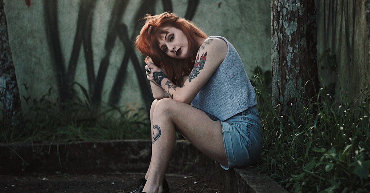 découvrez l'univers fascinant des tatouages, des styles variés aux significations profondes. que vous soyez novice ou passionné, trouvez l'inspiration pour votre prochain tatouage et explorez les tendances, conseils et artistes talentueux qui font vibrer cette forme d'art corporel.