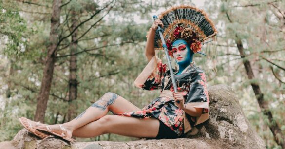 découvrez l'univers des tatouages ornementaux, des motifs raffinés inspirés de l'art décoratif pour sublimer votre peau avec élégance et originalité. inspirez-vous pour votre prochain tatouage !