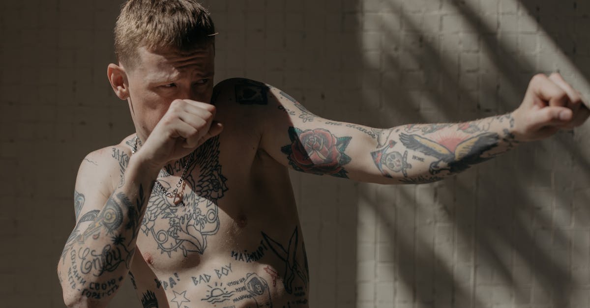 découvrez tout sur les tatouages : inspirations, styles, significations et conseils pour choisir le tattoo parfait. conseils d'experts et tendances actuelles inclus.