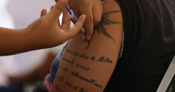 découvrez les meilleurs sites de tatouage pour trouver des inspirations, des modèles uniques, et des conseils sur le choix de votre prochain tattoo. explorez des portfolios d’artistes et réservez votre séance facilement en ligne !